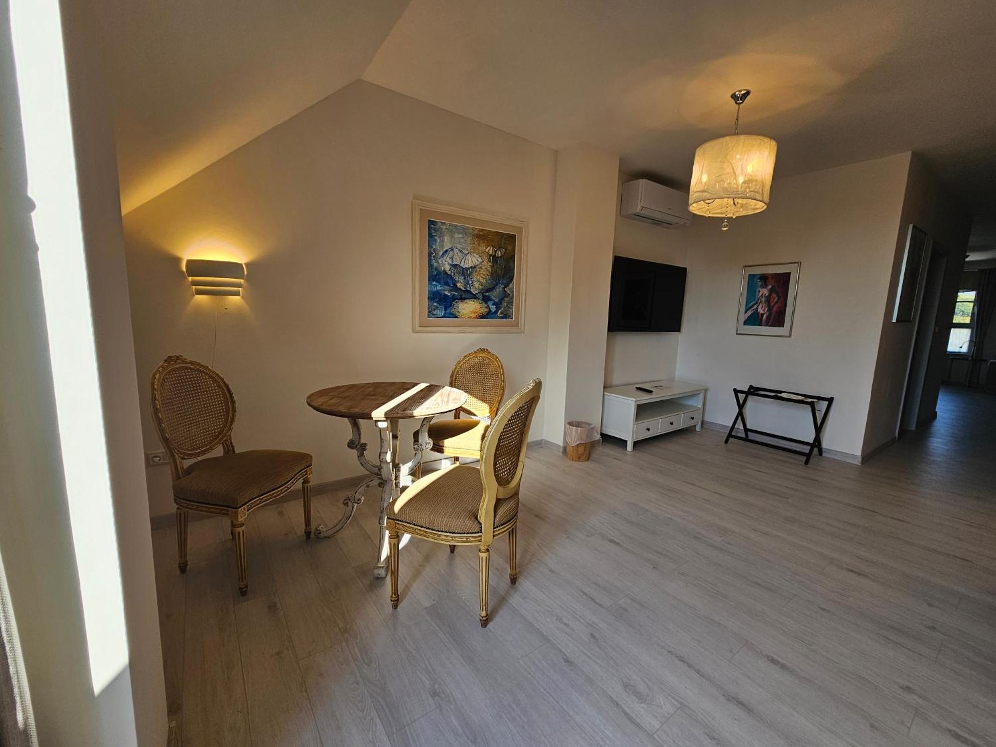 סטופאבה Arkady Hof Hotel חדר תמונה