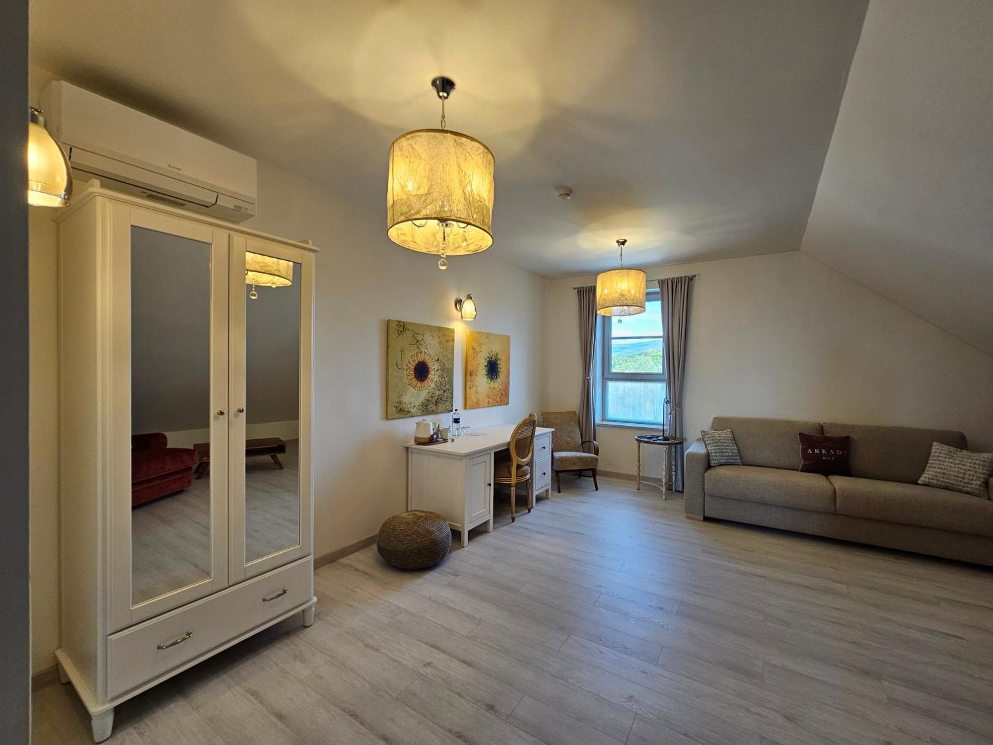 סטופאבה Arkady Hof Hotel חדר תמונה